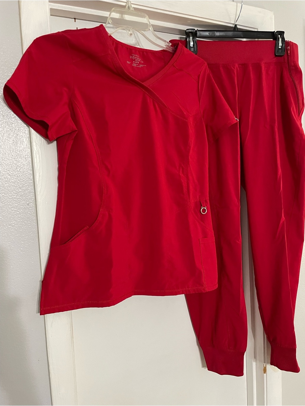 Cherokee Infinity Women’s Red Scrub Top (M) & Jogger Pants(L) Set